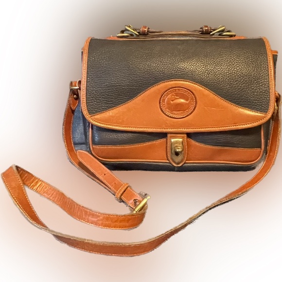 Vintage Dooney & Bourke All Weather Leather Carrier Bag Medium Sized - Picture 1 of 17